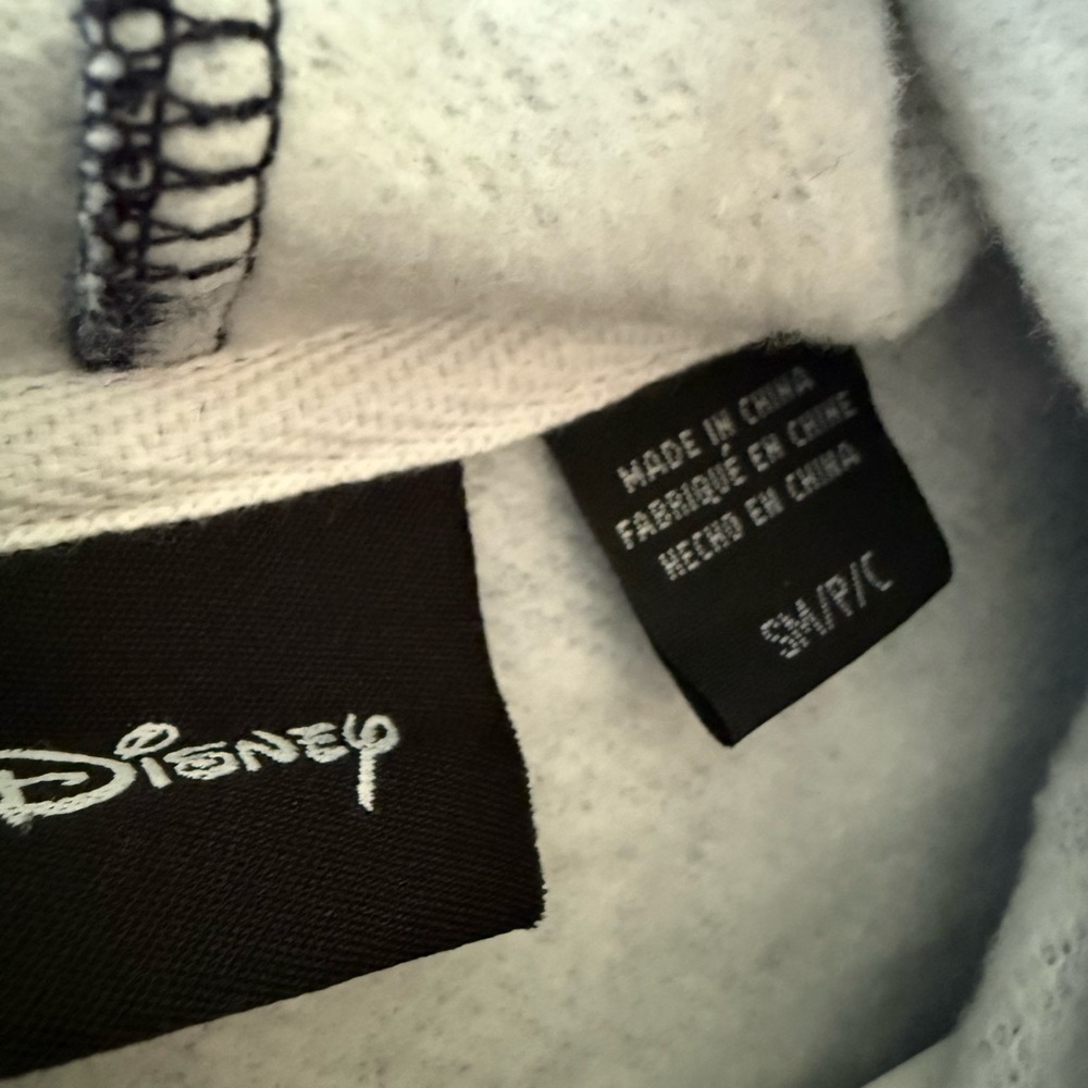 NWOT Disney Unisex Mickey Mouse Hooded Sweatshirt - Picture 3 of 3